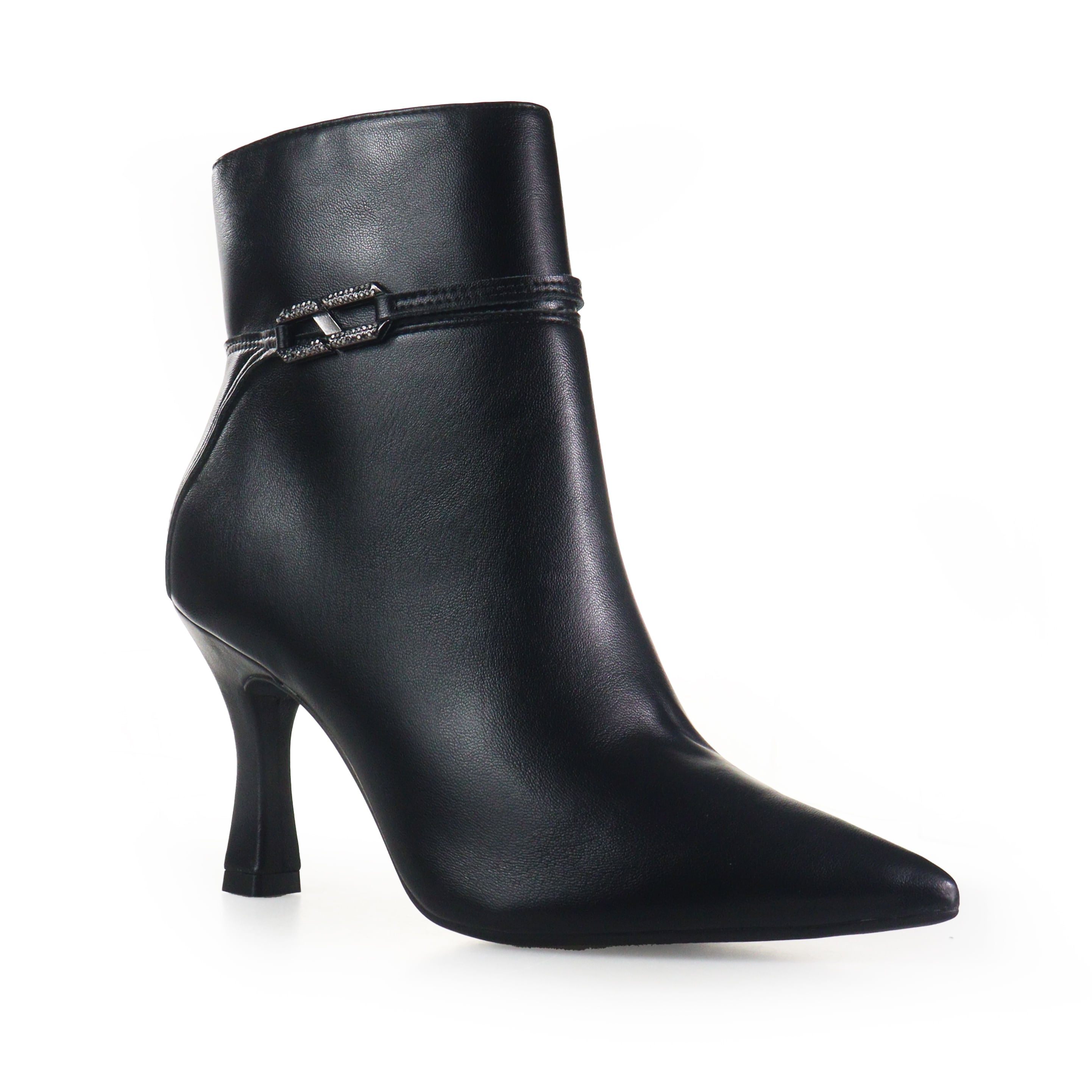 Bota Feminina Salto Fino Cano Médio Via Marte - Conforto e Estilo | Flávio's Calçados